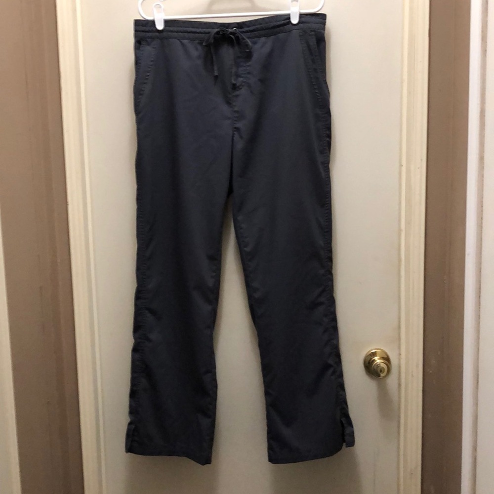 Scrub pants